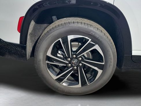 New 2026 Buick Enclave Sport Touring w/ Power Package FWD image 19