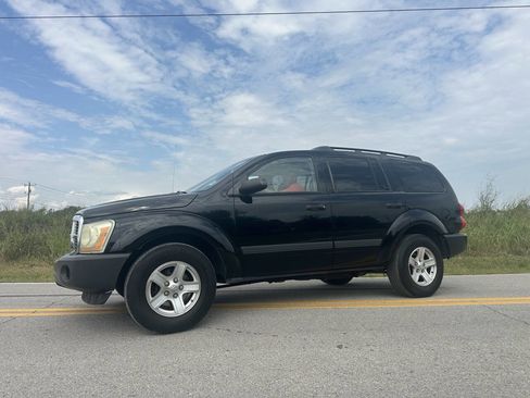 Used 2006 Dodge Durango SLT image 1