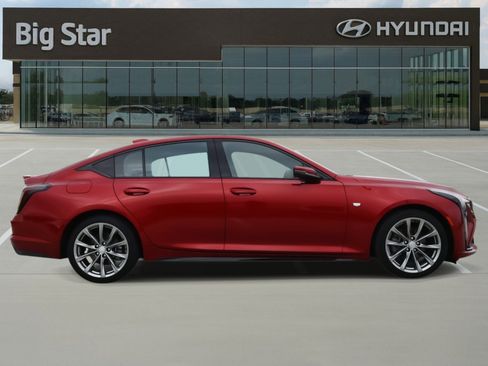 Used 2025 Cadillac CT5 Sport image 5