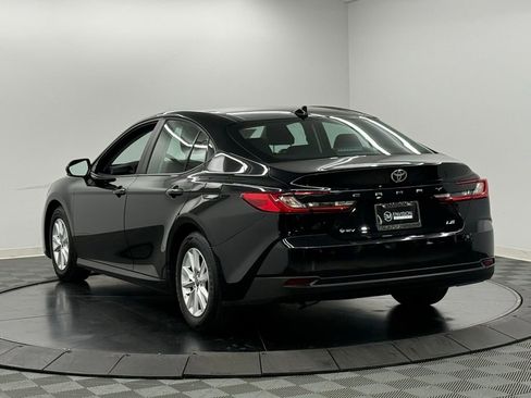 Certified 2025 Toyota Camry LE image 10