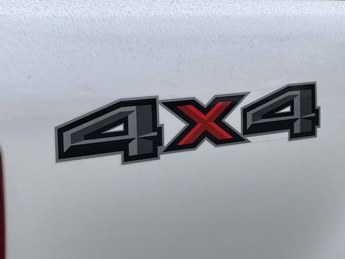 Certified 2019 Ford Ranger Lariat w/ Equipment Group 501A Mid image 11