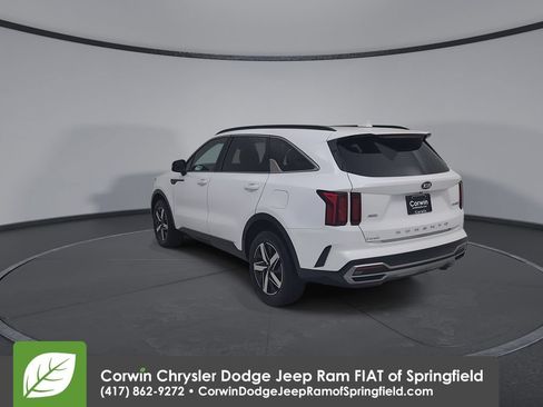 Used 2021 Kia Sorento EX w/ Panoramic Sunroof Package AWD/4WD image 13