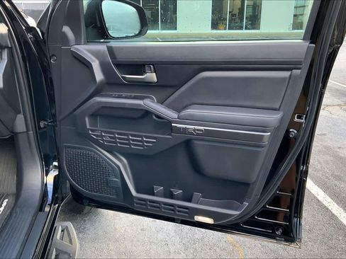 Used 2024 Toyota Tacoma TRD Off-Road w/ TRD Off Road Upgrade Package image 21