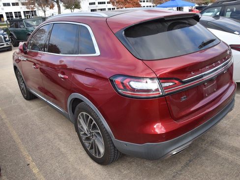 Used 2019 Lincoln Nautilus Reserve image 6