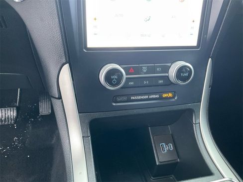 Used 2022 Ford Edge SEL w/ Sport Appearance Package image 28