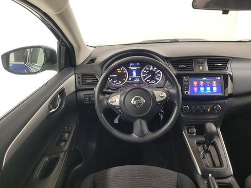 Used 2019 Nissan Sentra S image 22