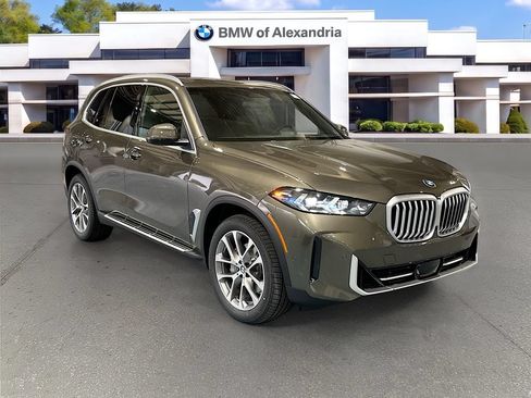 New 2026 BMW X5 xDrive40i AWD/4WD image 3