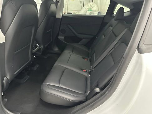 Used 2023 Tesla Model Y Long Range AWD/4WD image 20