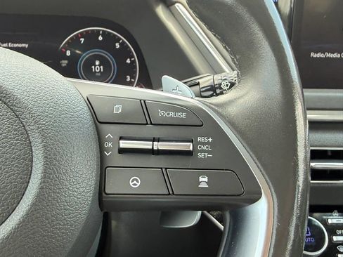 Used 2022 Hyundai Sonata Limited w/ Preferred Accessory Package FWD image 28