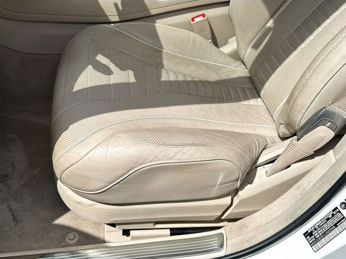 Used 2020 Mercedes-Benz S 560 Sedan image 21