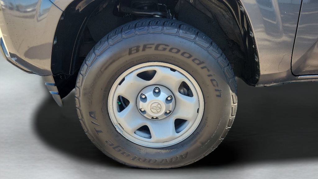 Certified 2021 Toyota Tacoma SR w/ SR Convenience Package RWD image 25
