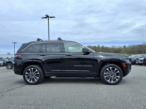 Used 2022 Jeep Grand Cherokee Overland image 5
