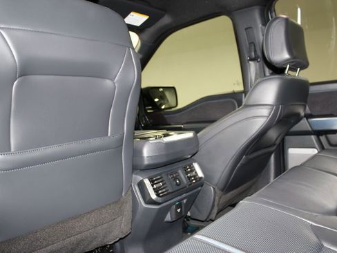 Used 2025 Ford F150 Platinum image 26