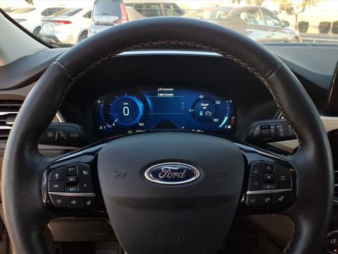 Used 2021 Ford Escape Titanium w/ Titanium Elite Package image 19