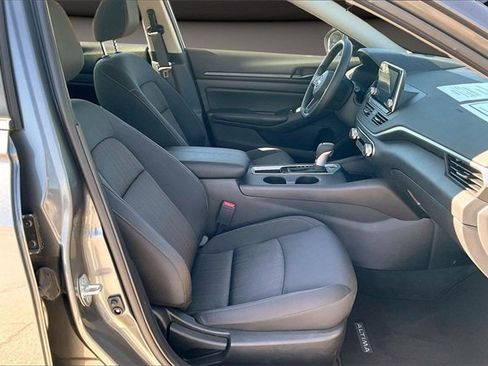 Certified 2025 Nissan Altima 2.5 S image 7