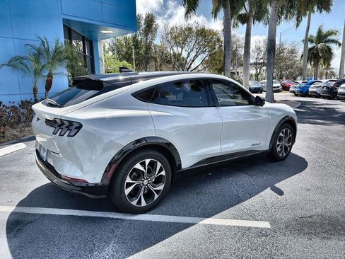 Used 2023 Ford Mustang Mach-E Premium image 8