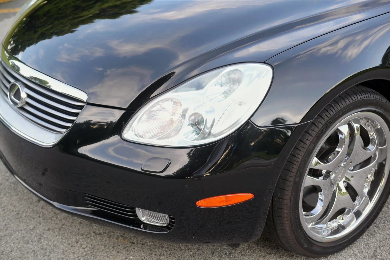 Used 2002 Lexus SC 430 Convertible RWD image 16