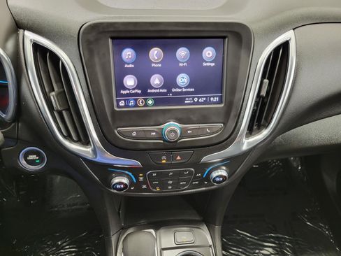 Used 2023 Chevrolet Equinox LT AWD/4WD image 7