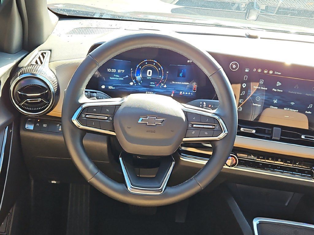 Used 2025 Chevrolet Equinox ACTIV FWD image 15