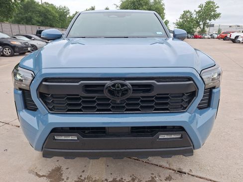 Used 2026 Toyota Tacoma TRD Off-Road w/ TRD Off Road Premium Package AWD/4WD image 9