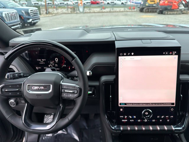 Certified 2025 GMC Yukon AT4 w/ Technology Package AWD/4WD image 12