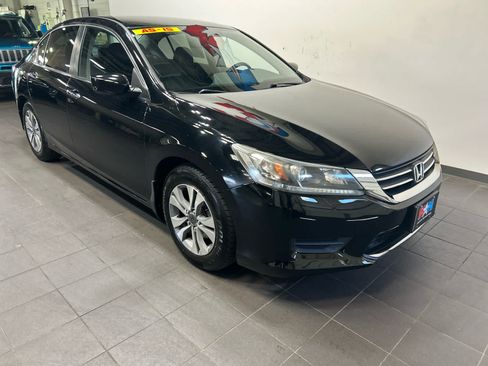 Used 2013 Honda Accord LX image 2