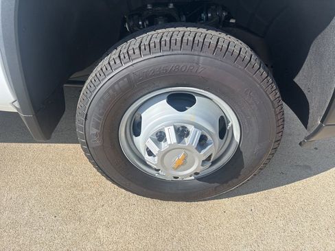 New 2026 Chevrolet Silverado 3500 W/T AWD/4WD image 6