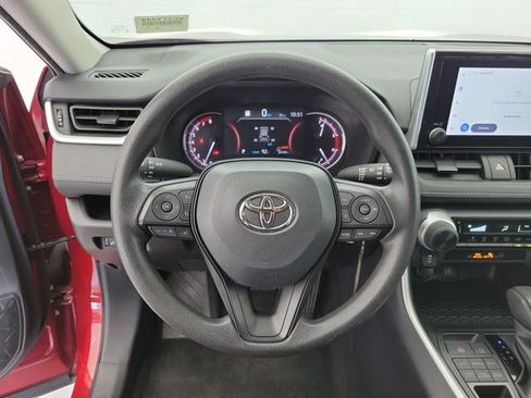 Used 2025 Toyota RAV4 LE AWD/4WD image 22