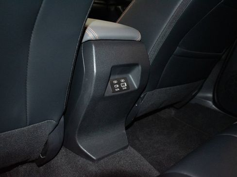 Certified 2024 Subaru Crosstrek 2.5i Limited AWD/4WD image 22