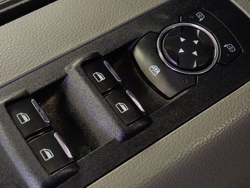 Used 2020 Ford F150 XLT image 27