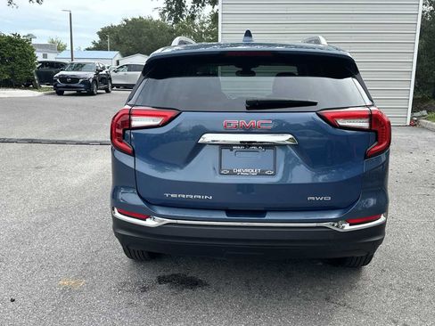 Certified 2024 GMC Terrain SLT AWD/4WD image 5