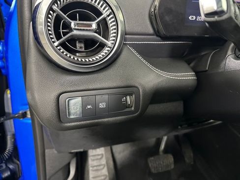 Used 2024 Chevrolet Blazer EV LT image 18