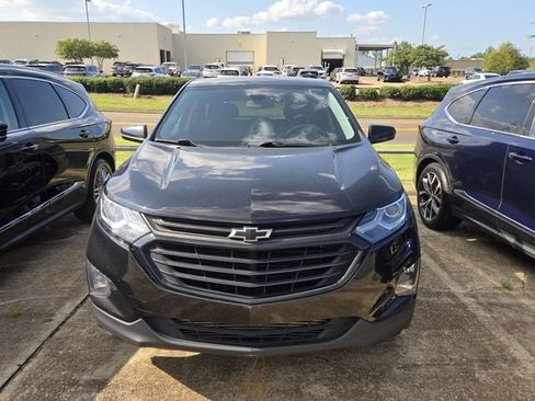 Used 2021 Chevrolet Equinox LT FWD image 18