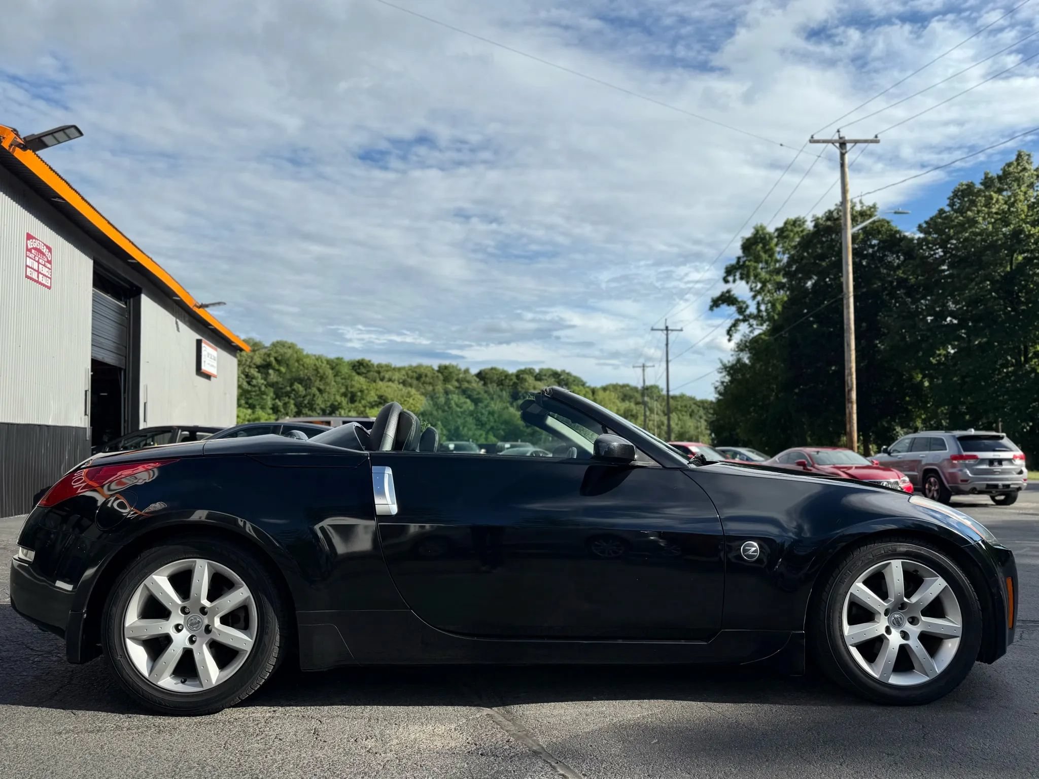 Used 2004 Nissan 350Z Touring RWD image 7