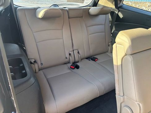 Used 2018 Honda Pilot Touring image 18