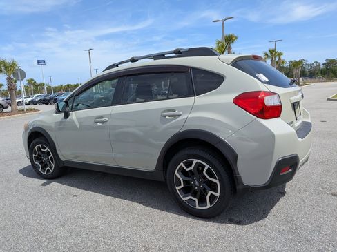 Used 2017 Subaru Crosstrek 2.0i Premium image 7