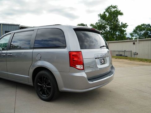 Used 2019 Dodge Grand Caravan GT FWD image 21