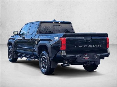 Used 2024 Toyota Tacoma TRD Off-Road w/ TRD Off Road Upgrade Package image 8