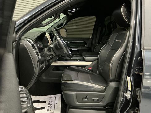 Used 2019 RAM 3500 Laramie image 10
