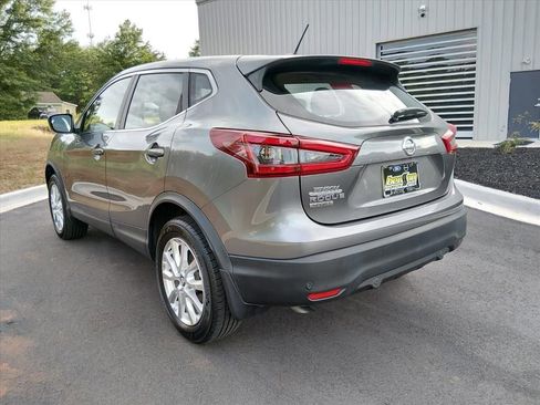 Certified 2021 Nissan Rogue Sport S FWD image 5