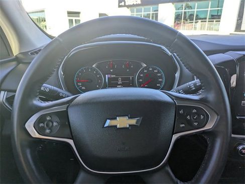 Used 2018 Chevrolet Traverse LT image 29