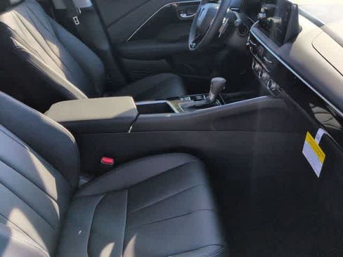 Certified 2025 Acura ADX FWD image 24