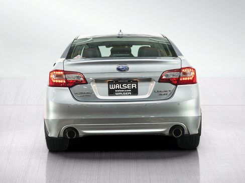 Used 2017 Subaru Legacy 3.6R Limited AWD/4WD image 4