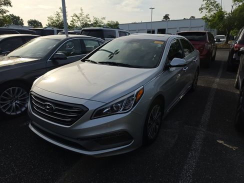 Used 2017 Hyundai Sonata Sport w/ Value Edition Package 02 FWD image 1
