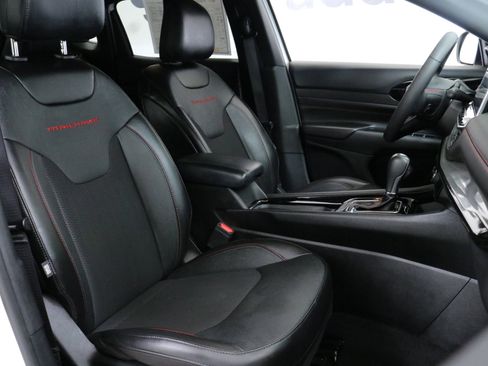 Used 2023 Jeep Compass Trailhawk image 28