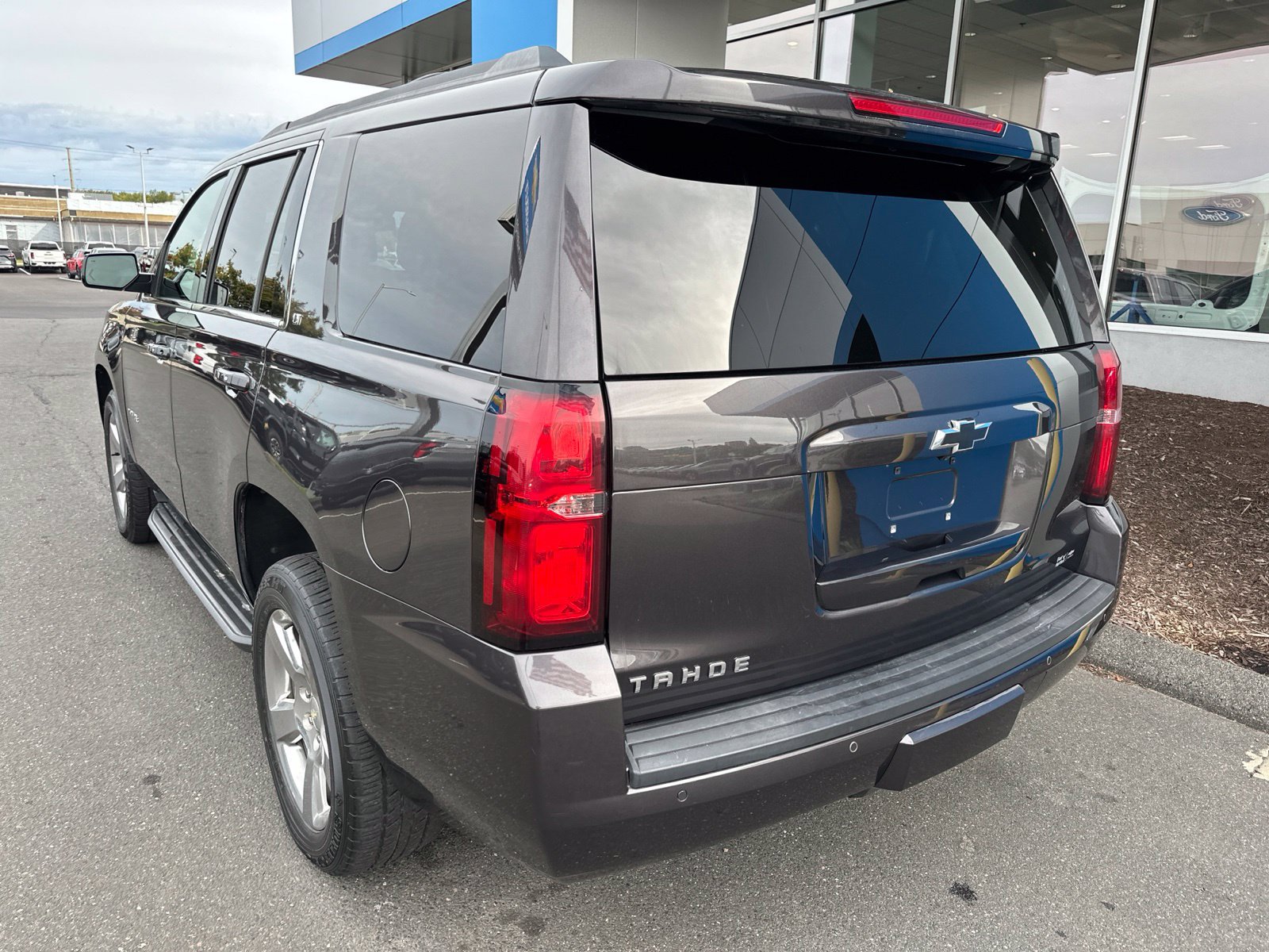 Used 2017 Chevrolet Tahoe LT AWD/4WD image 7