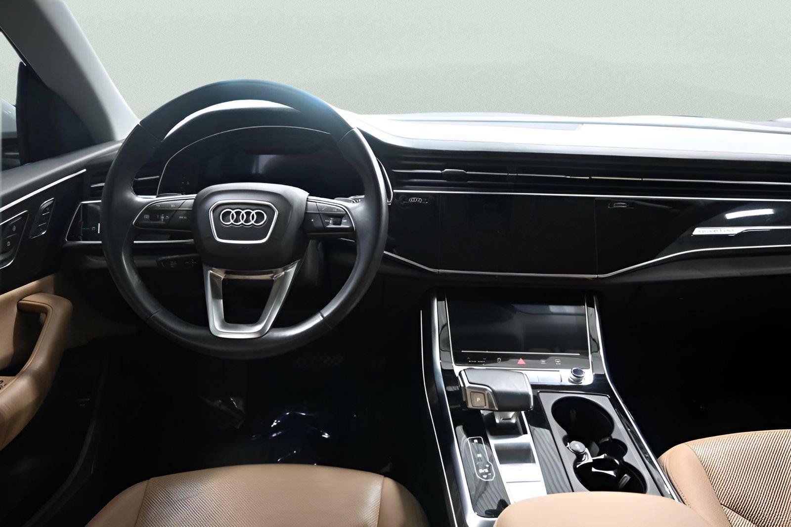 Used 2021 Audi Q8 Prestige AWD/4WD image 11