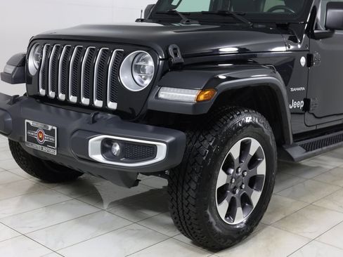 Used 2020 Jeep Wrangler Unlimited Sahara image 43