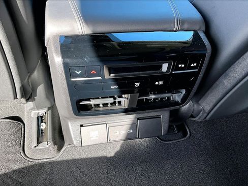 New 2026 Acura MDX w/Technology Package image 18