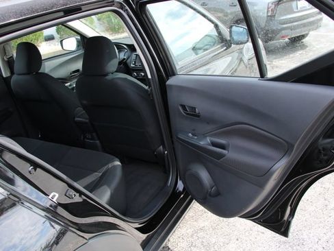 Certified 2025 Nissan Kicks Play S FWD image 28